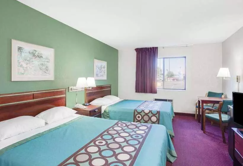 モーテル Super 8 By Wyndham Kennett