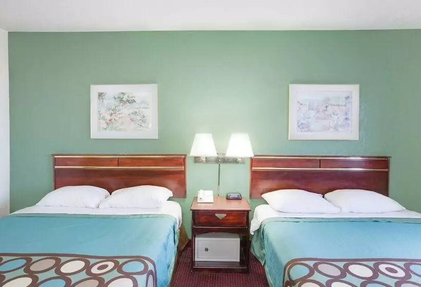 モーテル Super 8 By Wyndham Kennett