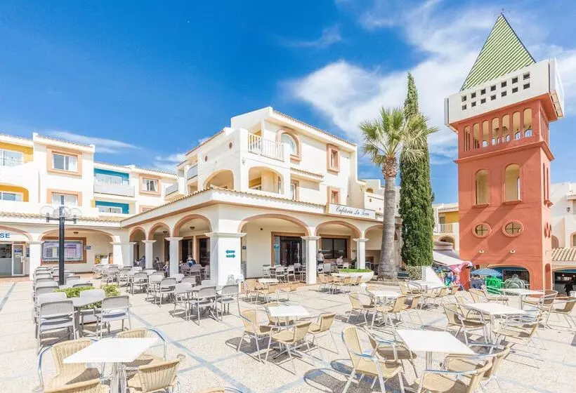 リゾートホテル blau punta reina