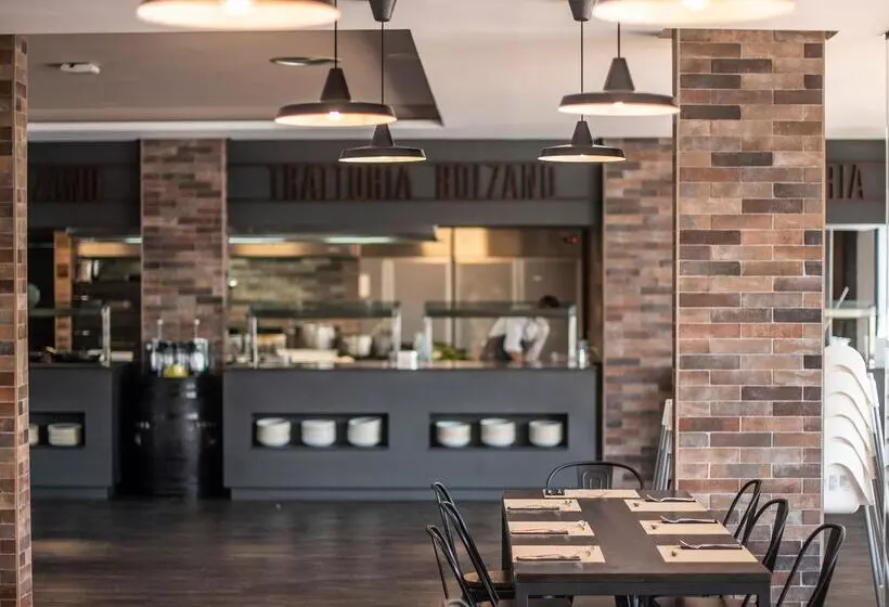 リゾートホテル blau punta reina