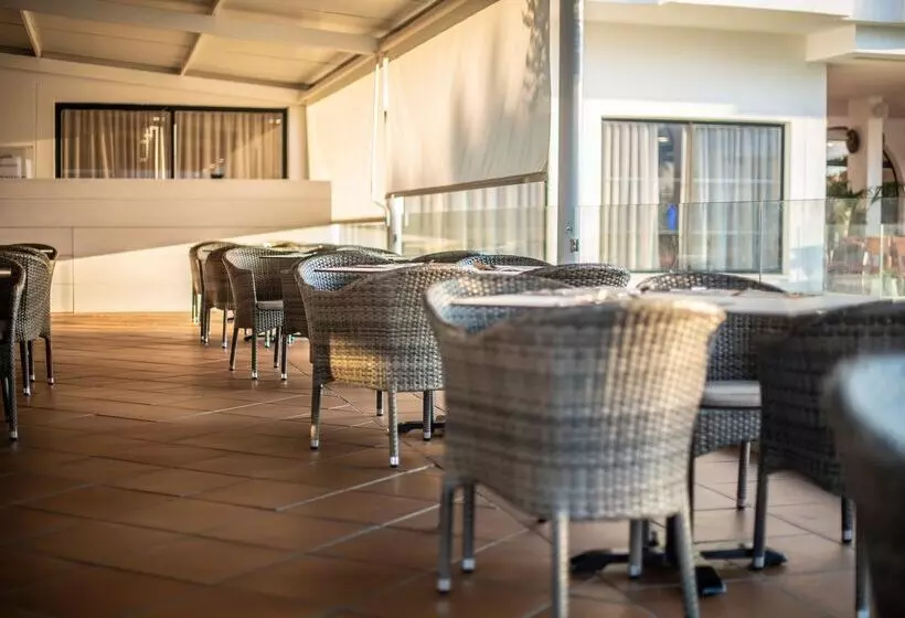 リゾートホテル blau punta reina