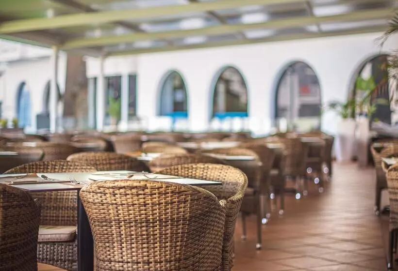 リゾートホテル blau punta reina