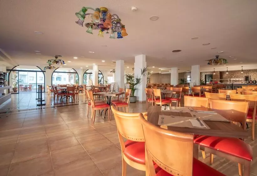 リゾートホテル blau punta reina