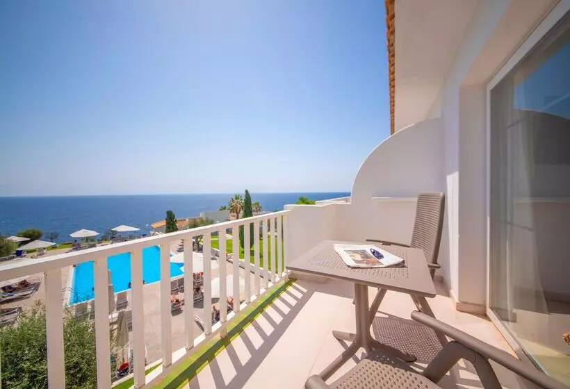 リゾートホテル blau punta reina