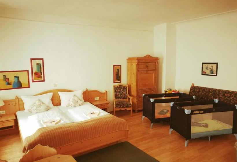 Bed and Breakfast Gästehaus Reisinger