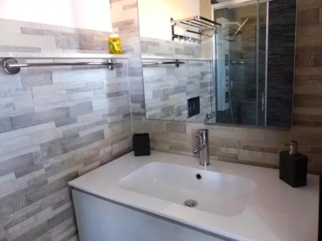 Aamiaismajoitus (B&B) Struttura Re Barbaro