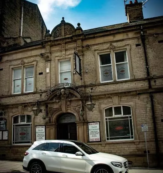 ベッドアンドブレックファースト The Shakespeare Deluxe Hotel And Caribbean Restaurant Halifax
