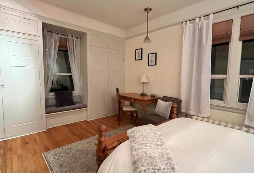 Bed and Breakfast Stirling House