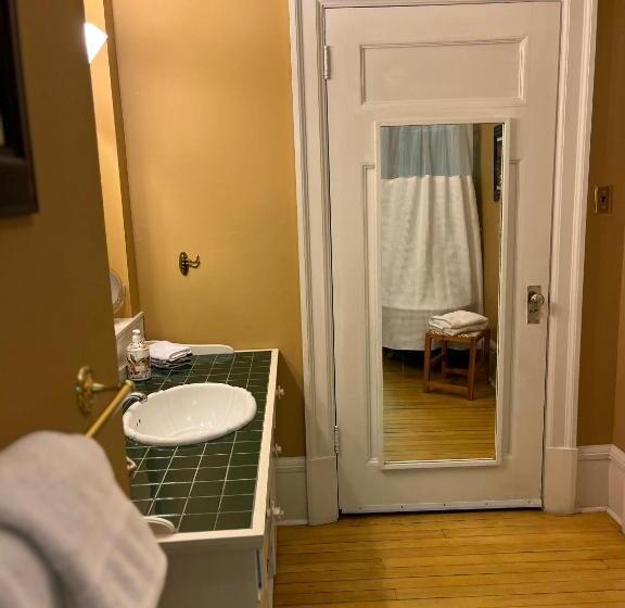 Bed and Breakfast Stirling House