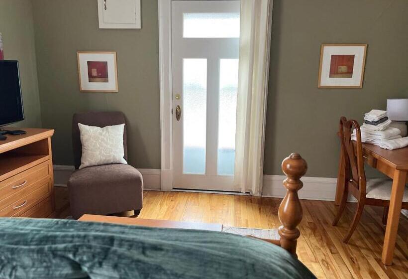 Bed and Breakfast Stirling House