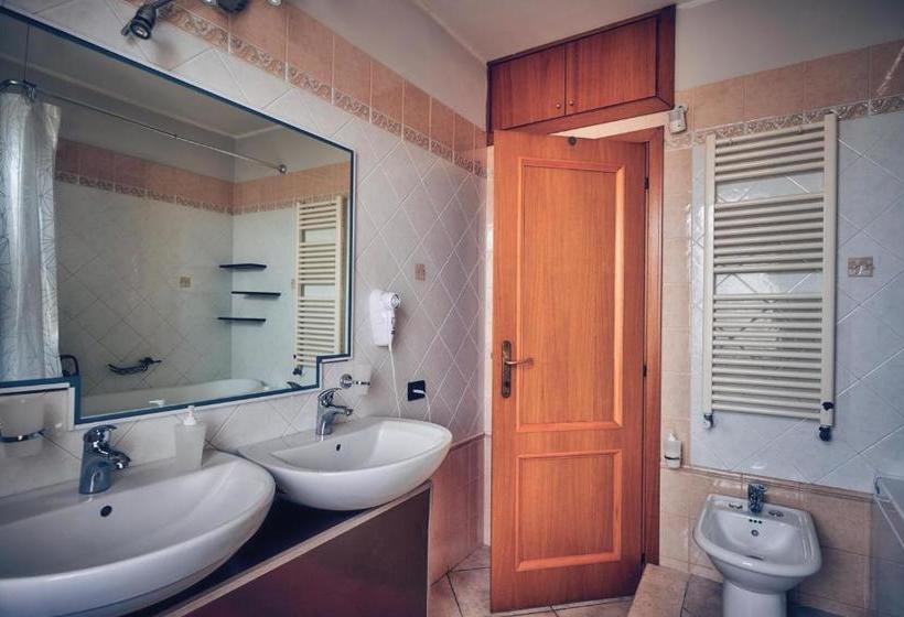 Travelershome Ciampino B&bs