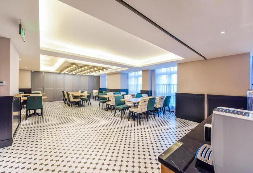 هتل City Comfort  Premier