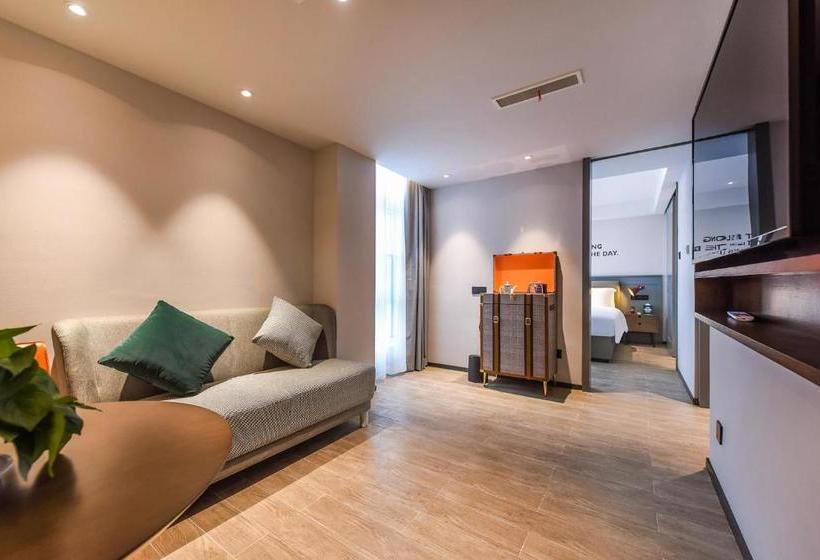 هتل City Comfort  Premier