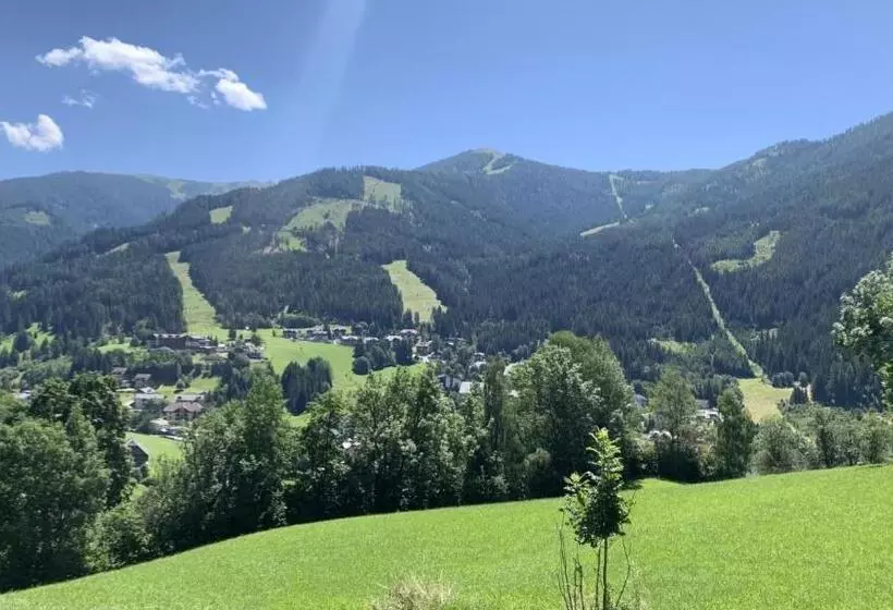 ホテル Gasthof Kirchenwirt