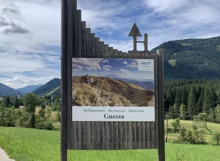 ホテル Gasthof Kirchenwirt