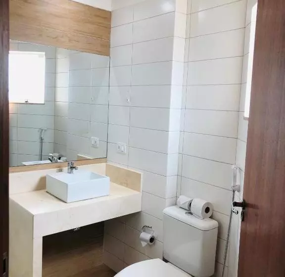 Hotelli Shelton Palace