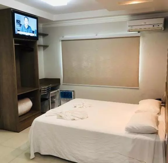 Hotelli Shelton Palace