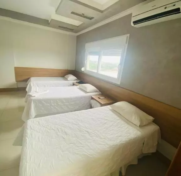 Hotelli Shelton Palace