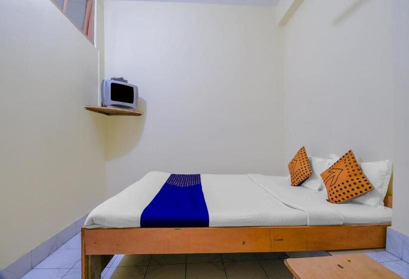 Hotel Spot On 71156 Jaybee S