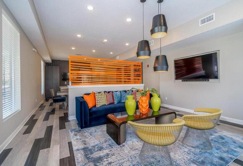 Kasa Downtown Des Moines