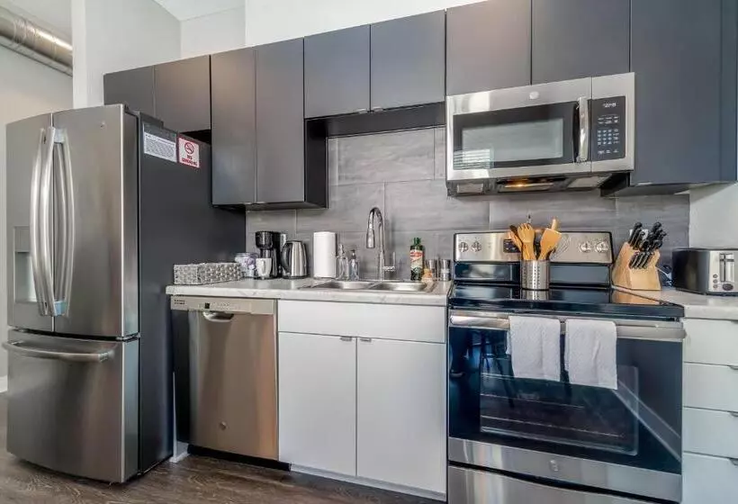 Kasa Downtown Des Moines