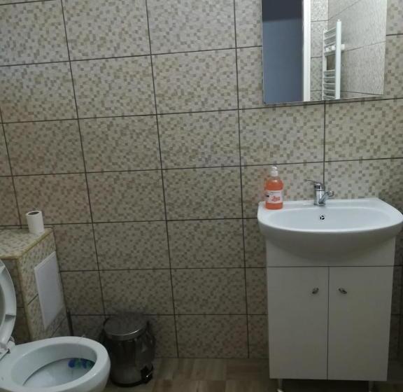 پانسیون Casa Corina