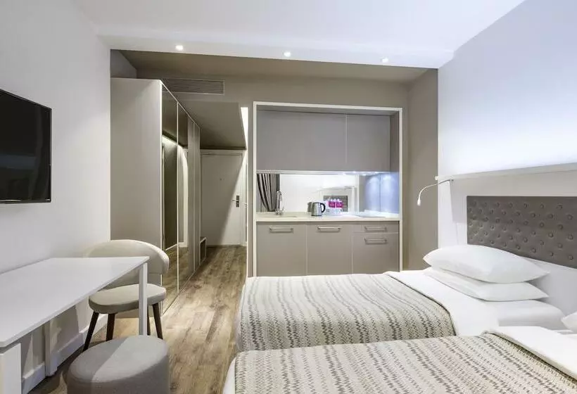 Alliance Palace Batumi 37