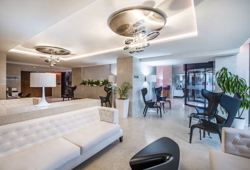 Alliance Palace Batumi 37