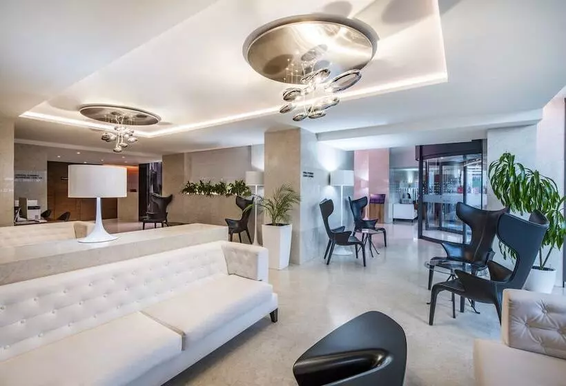 Alliance Palace Batumi 37