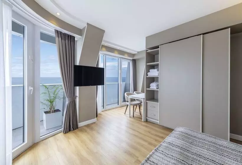 Alliance Palace Batumi 37