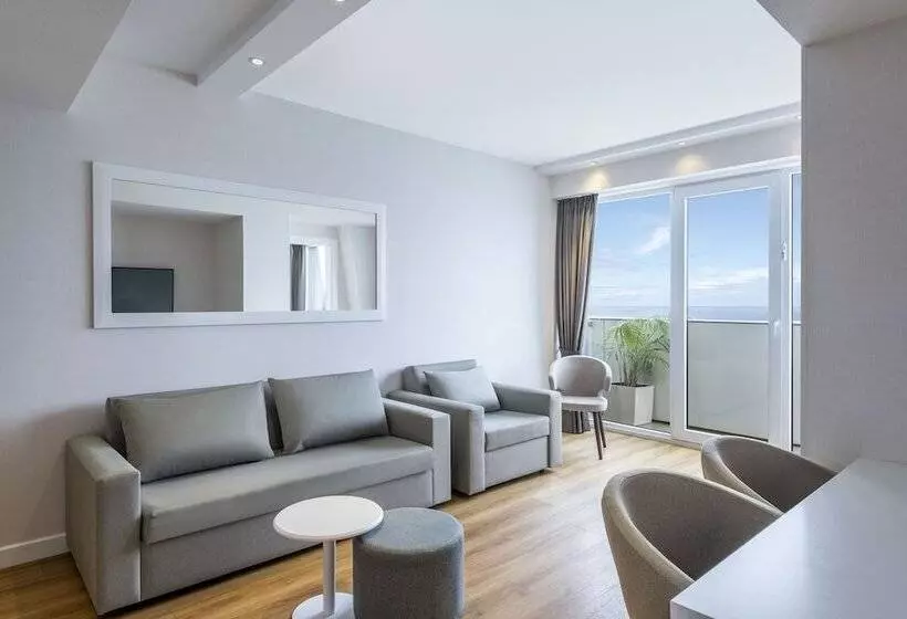 Alliance Palace Batumi 37