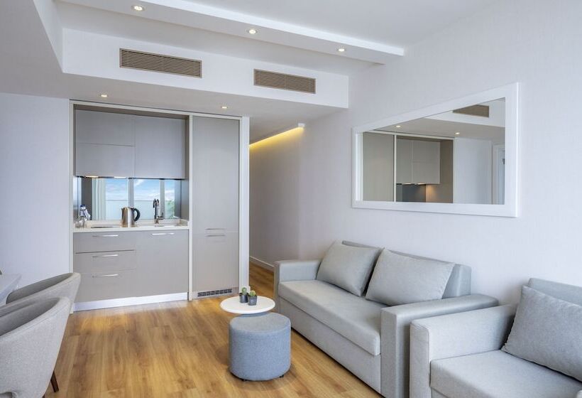 Alliance Palace Batumi 37