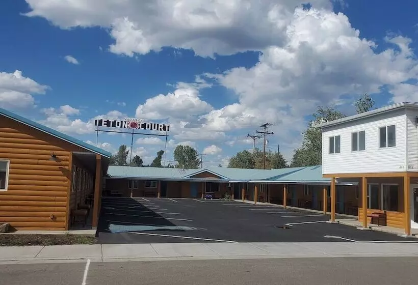 Teton Court Motel