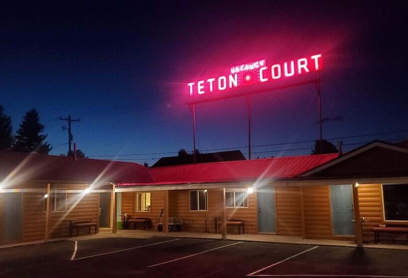 Teton Court Motel