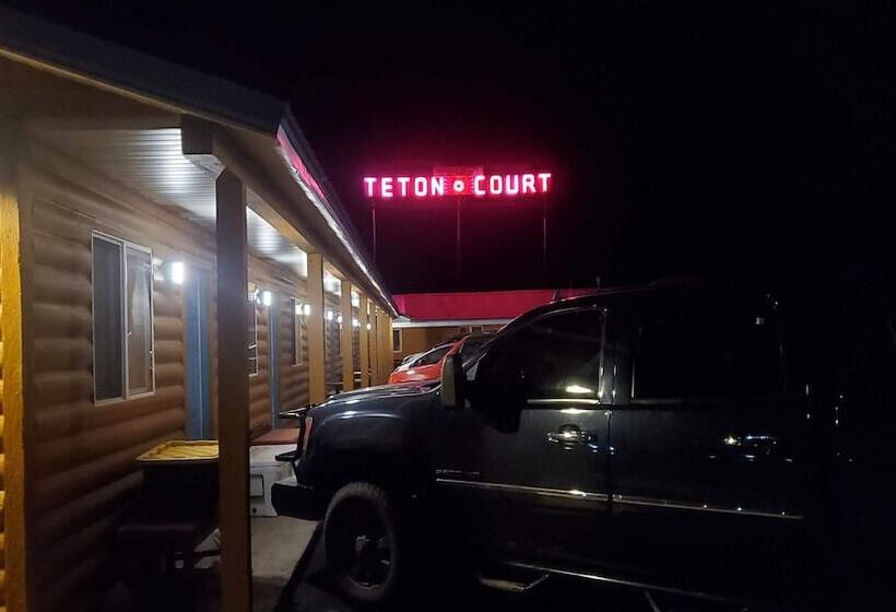 Teton Court Motel