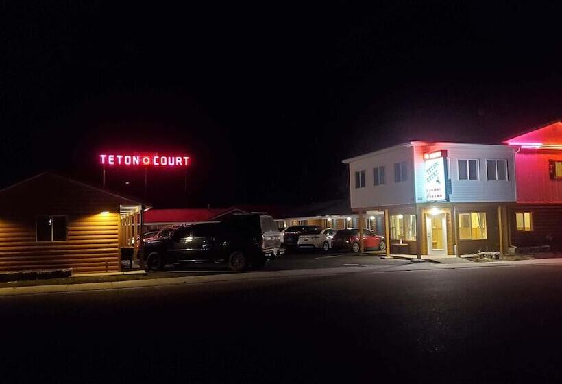 Teton Court Motel