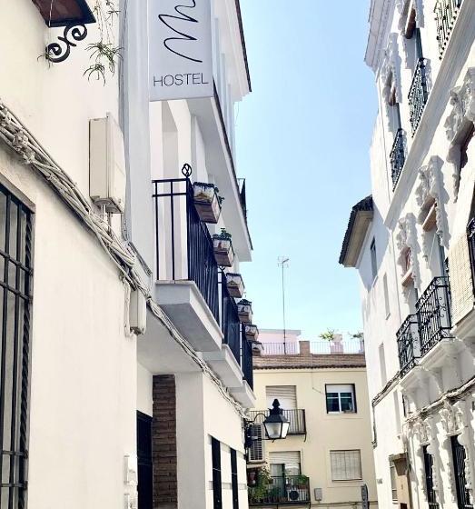 تختخواب و صبحانه Mamre Hostel