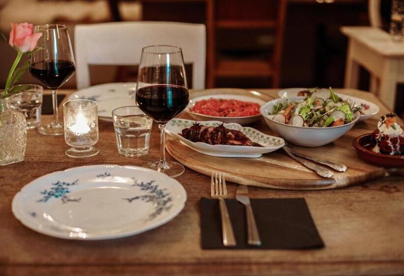 Boutique Hotel   De Stadsherberg Alphen