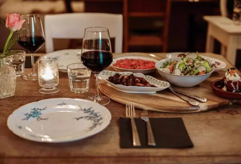 Boutique Hotel   De Stadsherberg Alphen