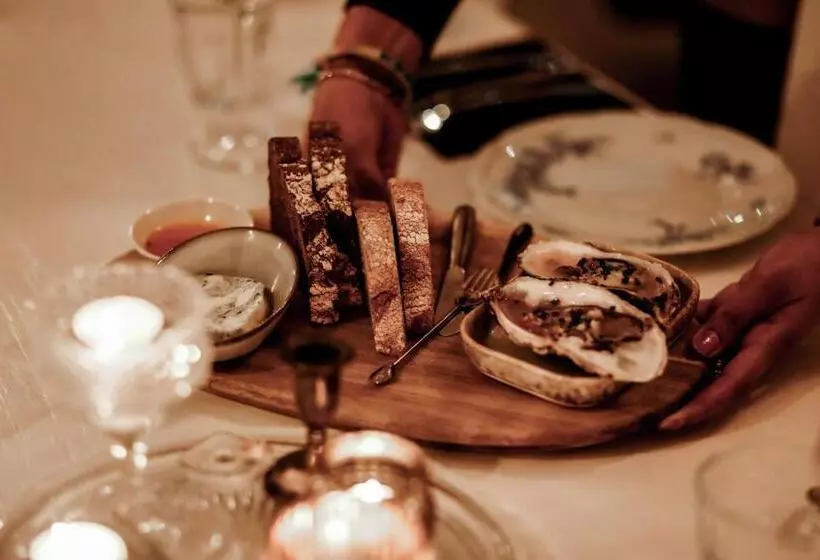 Boutique Hotel   De Stadsherberg Alphen