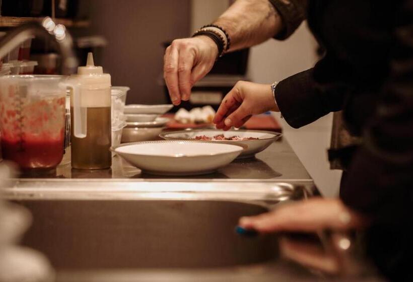 Boutique Hotel   De Stadsherberg Alphen