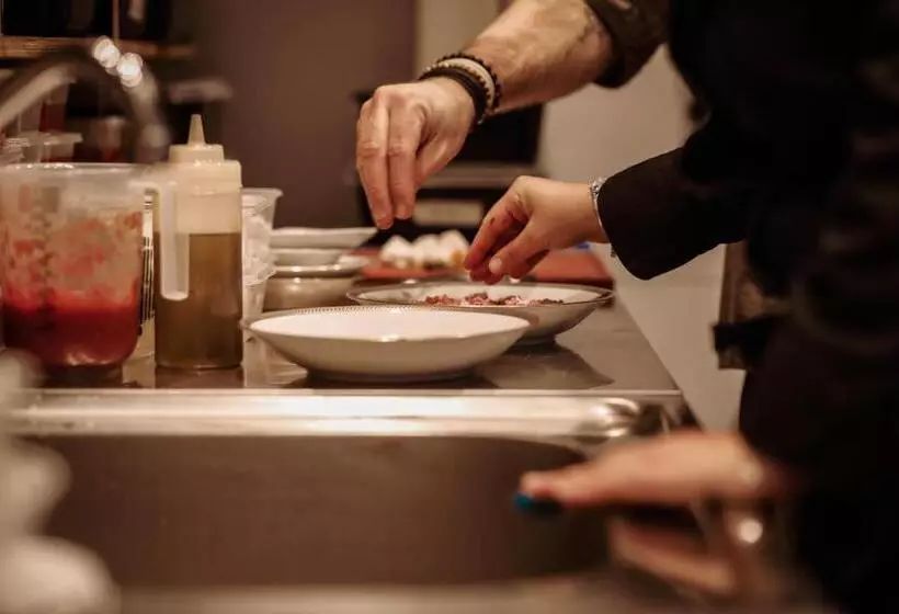 Boutique Hotel   De Stadsherberg Alphen