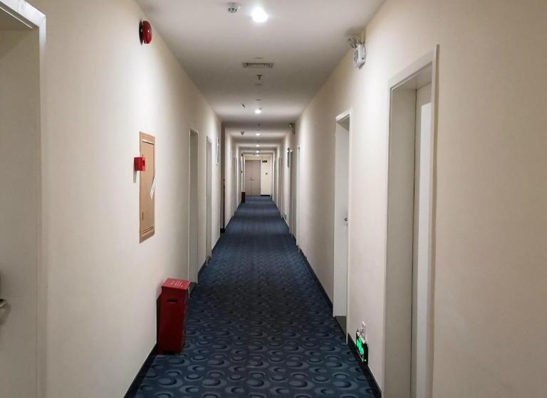 Hotel 7 Days Inn Foshan Pingzhou Jade Street Branch