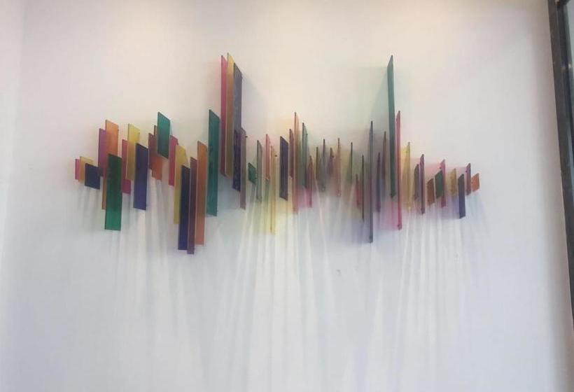 7 Days Hotel Urumqi Kashgar East Road Normal University Branch