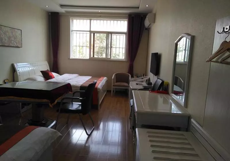 ホテル Jun S Yunnan Dali Manjiang Desheng Commercial Center