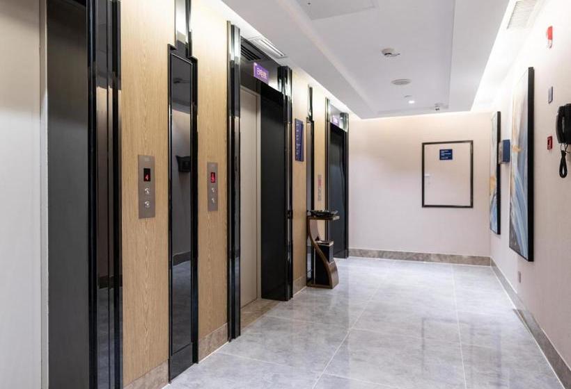 Kyriad Marvelous Hotel Guiyang Olympic Sports Center Wanda Plaza