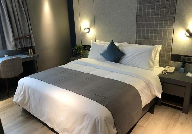 Отель Lano  Zhenjiang Rtmart