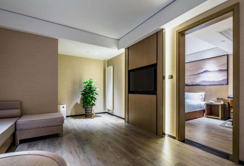 Hotel Qingdao Grace Select