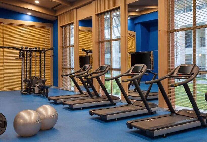 هتل Rixos Water World Aktau   Theme Park Free Access