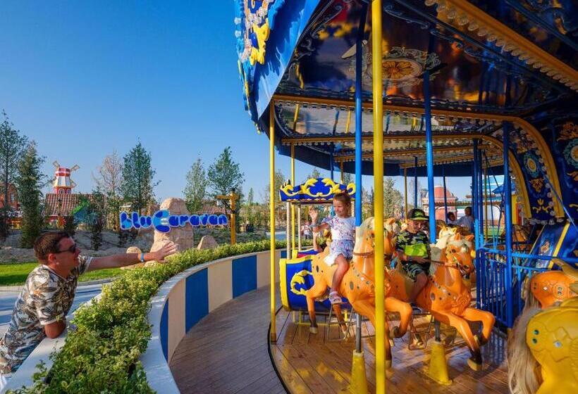 هتل Rixos Water World Aktau   Theme Park Free Access